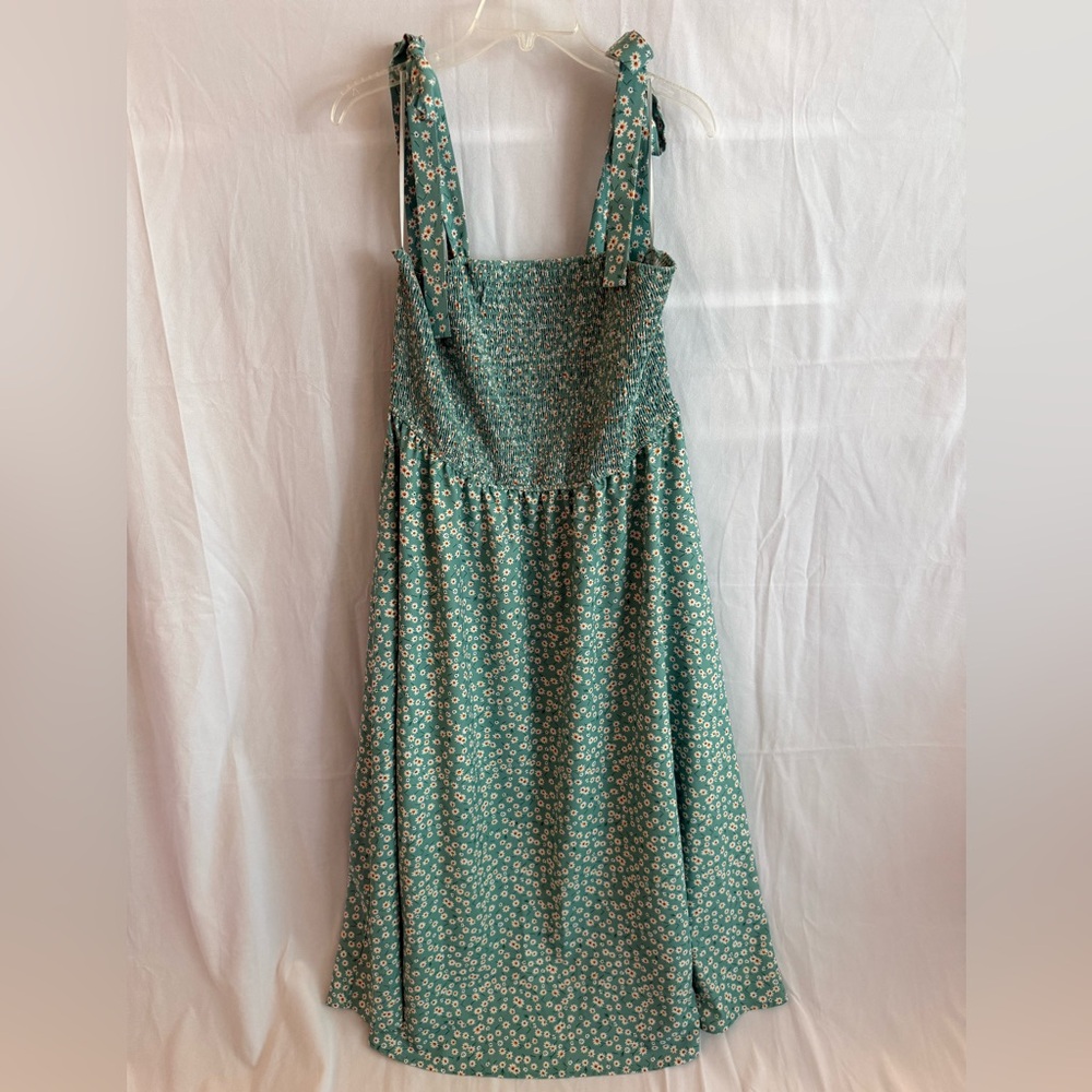 Floral Green Sundress with Tie Straps 18W